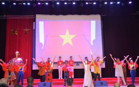 Sinh viên Đại học Hạ Long giành giải nhất Liên hoan hát Quốc ca sinh viên Quốc tế năm 2020